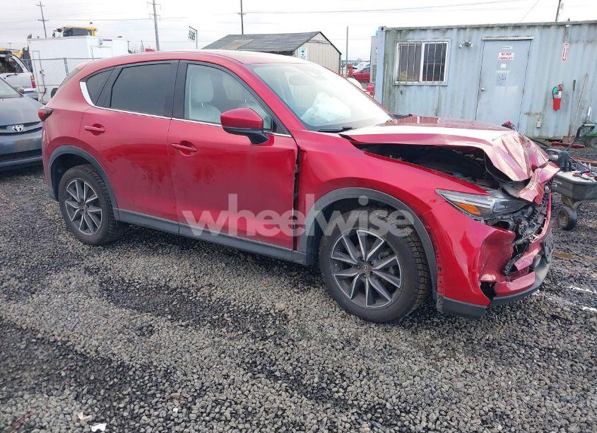 2018 Mazda Cx-5 GRAND TOURING (VIN JM3KFBDMXJ0371871) main photo