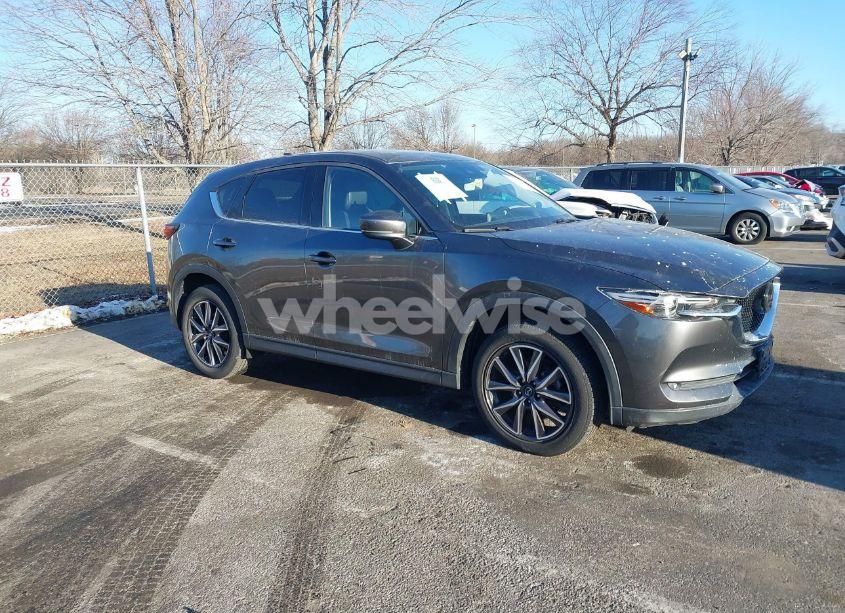 2018 Mazda Cx-5 GRAND TOURING (VIN JM3KFBDMXJ0385415) main photo