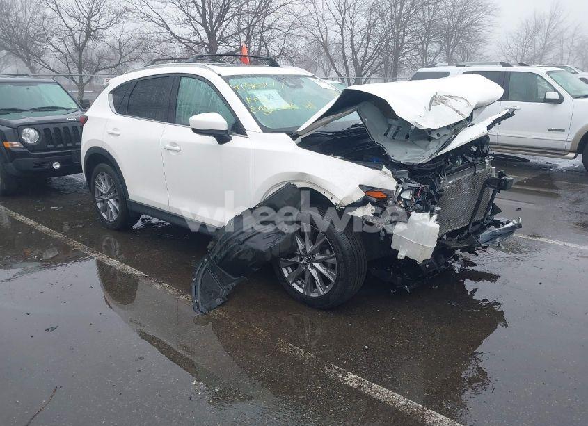 2020 Mazda Cx-5 GRAND TOURING (VIN JM3KFBDMXL0785865) main photo