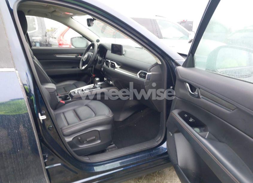 Photo 5 of 2022 Mazda Cx-5 2.5 S PREMIUM (VIN JM3KFBDMXN1618807)
