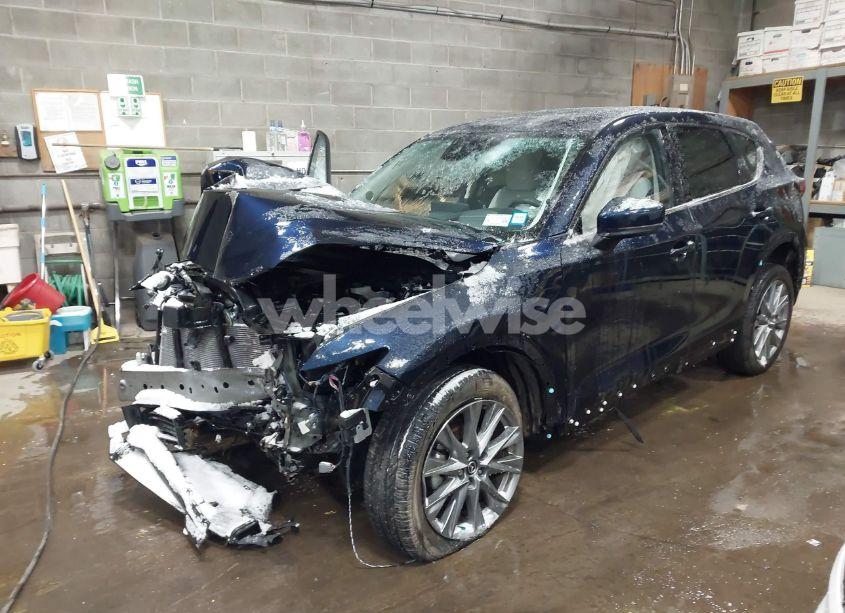 Photo 2 of 2024 Mazda Cx-5 2.5 S PREMIUM PLUS (VIN JM3KFBEL3R0514435)