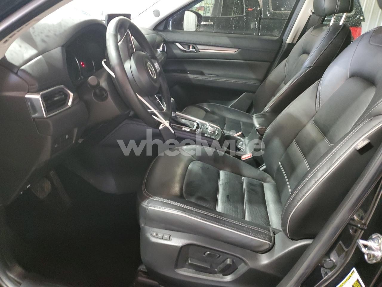 Photo 7 of 2024 MADZ CX-5 S AWD W/PREMIUM (VIN JM3KFBEL6R0537823)