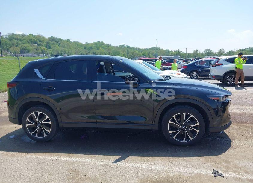 Photo 13 of 2023 Mazda Cx-5 2.5 S PREMIUM PLUS (VIN JM3KFBEM0P0201400)