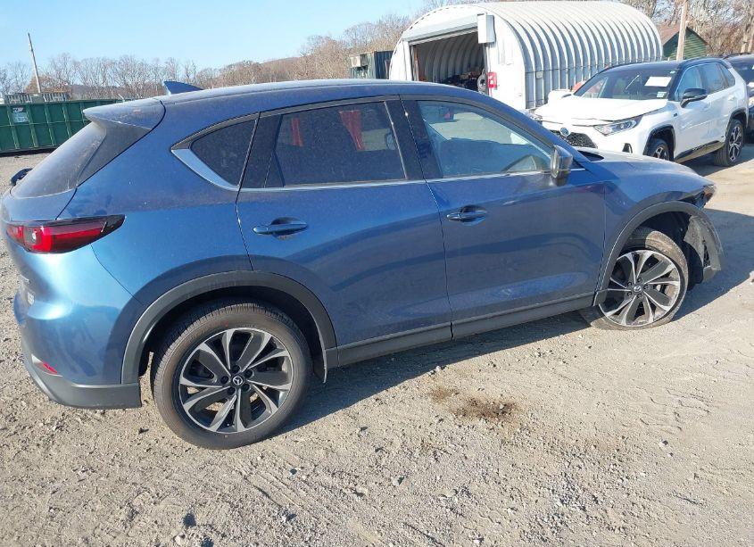Photo 4 of 2023 Mazda Cx-5 2.5 S PREMIUM PLUS (VIN JM3KFBEM1P0144849)
