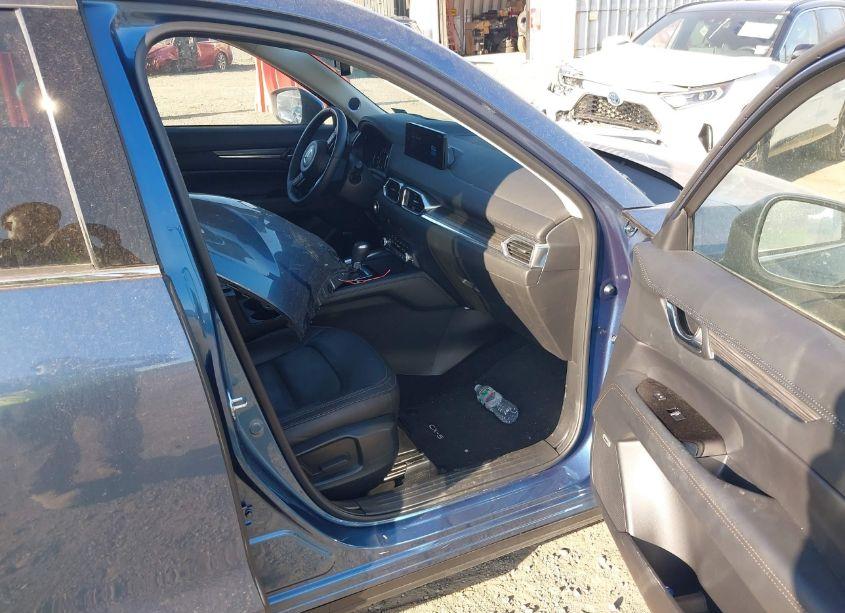 Photo 5 of 2023 Mazda Cx-5 2.5 S PREMIUM PLUS (VIN JM3KFBEM1P0144849)