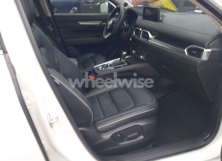 Photo 5 of 2024 Mazda Cx-5 2.5 S PREMIUM PLUS (VIN JM3KFBEM7R0415562)