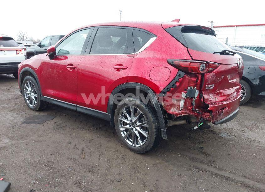 Photo 3 of 2020 Mazda Cx-5 SIGNATURE (VIN JM3KFBEY0L0817045)