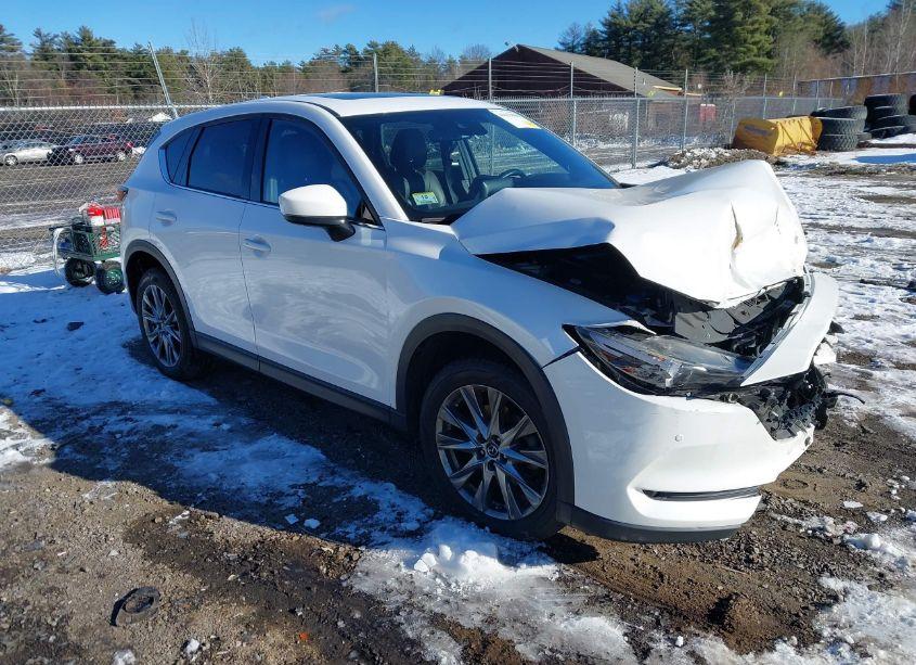 2020 Mazda Cx-5 SIGNATURE (VIN JM3KFBEY0L0817675) main photo