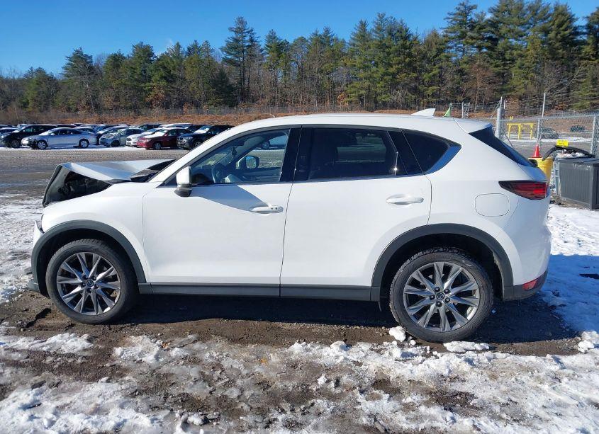 Photo 15 of 2020 Mazda Cx-5 SIGNATURE (VIN JM3KFBEY0L0817675)