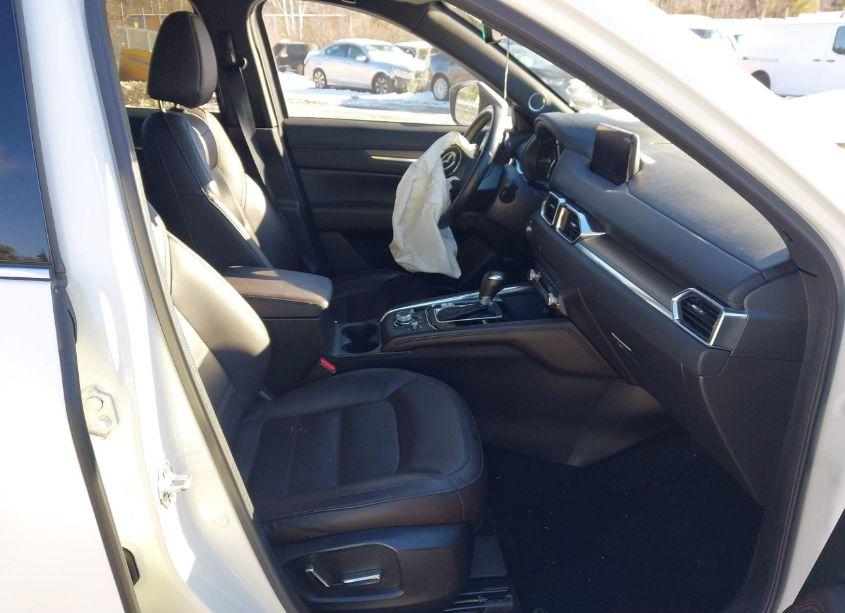 Photo 5 of 2020 Mazda Cx-5 SIGNATURE (VIN JM3KFBEY0L0817675)