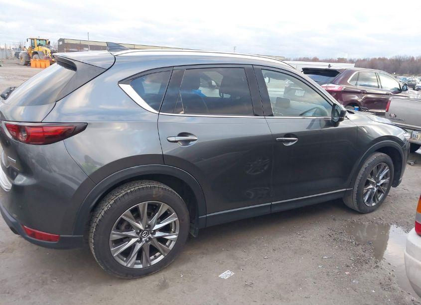 Photo 13 of 2020 Mazda Cx-5 SIGNATURE (VIN JM3KFBEY0L0860025)