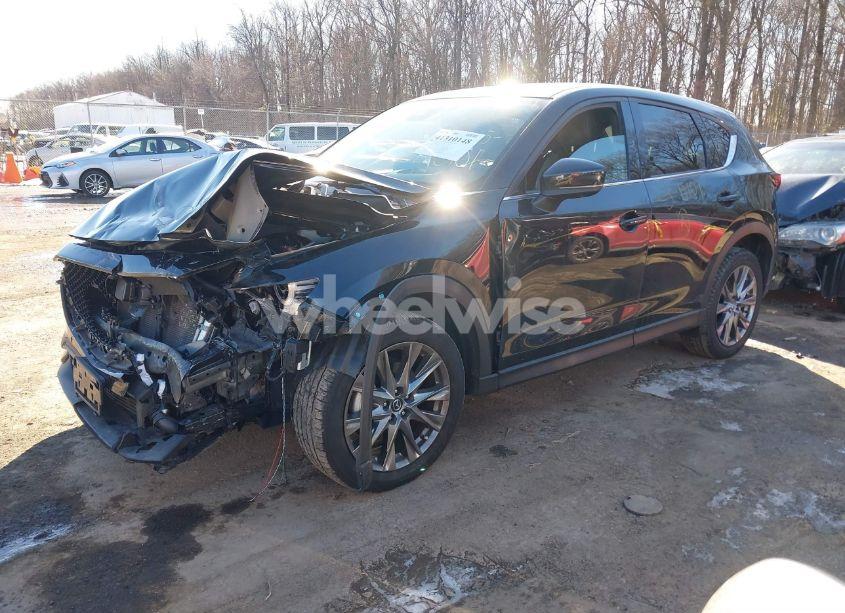 Photo 2 of 2021 Mazda Cx-5 (VIN JM3KFBEY1M0367844)