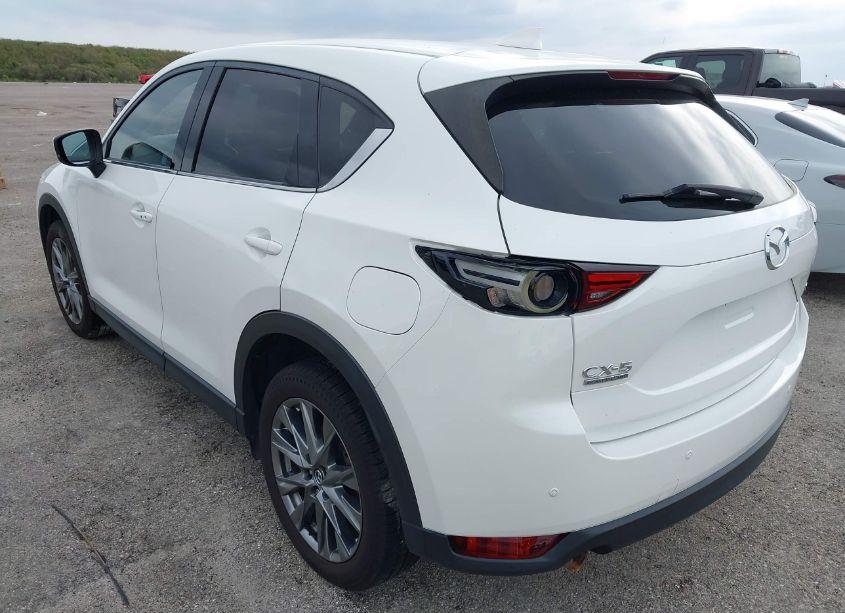 Photo 3 of 2021 Mazda Cx-5 SIGNATURE (VIN JM3KFBEYXM0437423)