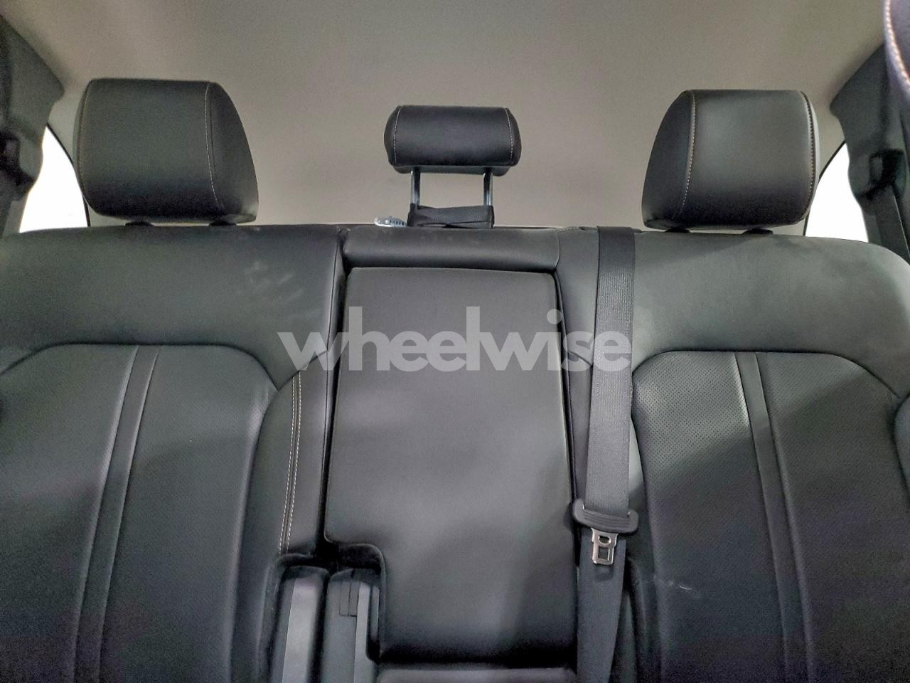 Photo 10 of 2025 MAZDA CX-70 PREFERRED (VIN JM3KJBHD2S1125031)