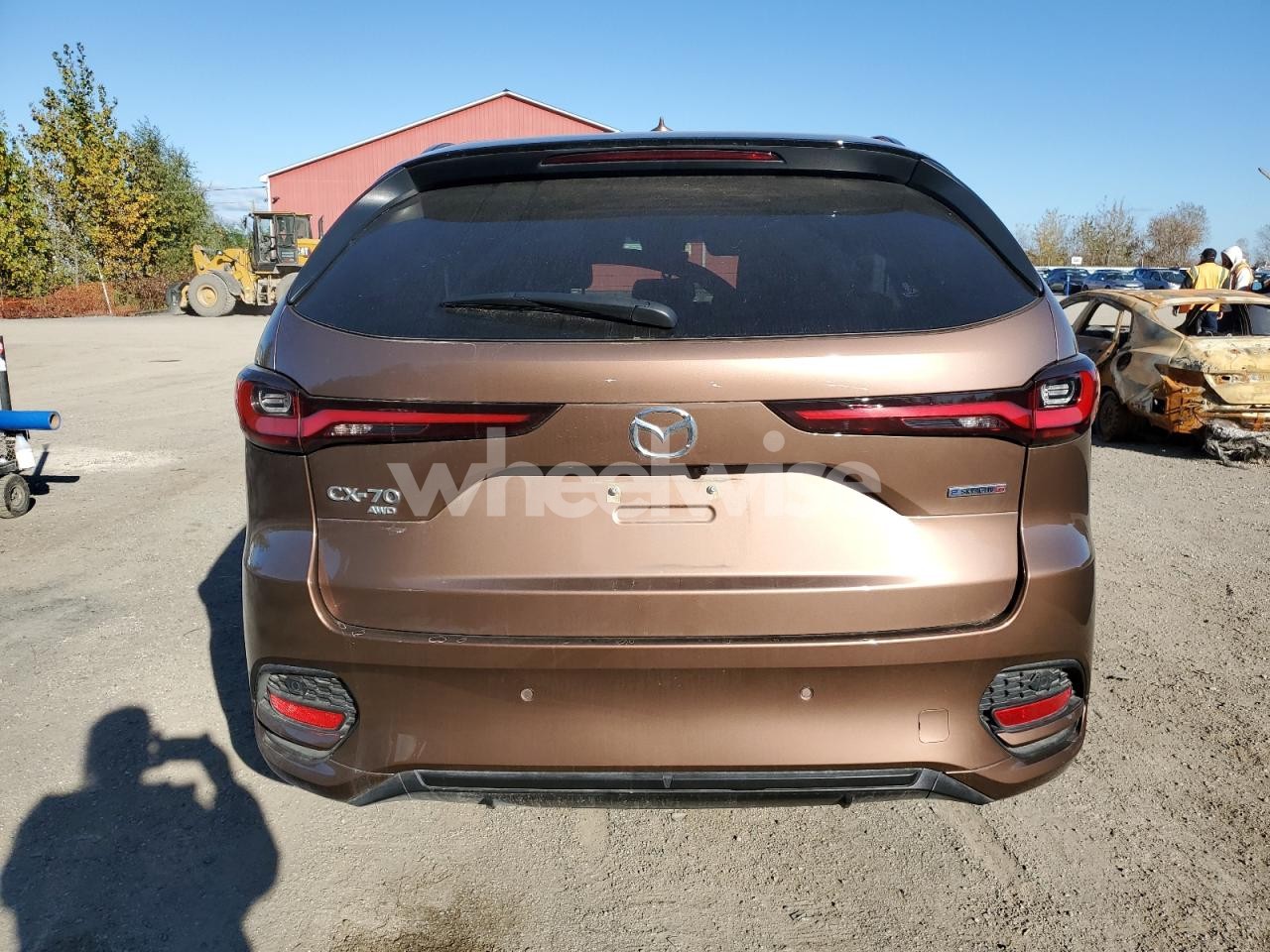 Photo 6 of 2025 MAZDA CX-70 PREMIUM (VIN JM3KJDHC9S1112635)