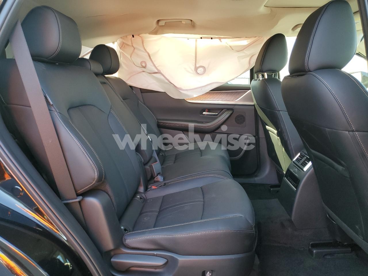 Photo 11 of 2025 MAZDA CX-90 PREFERRED (VIN JM3KKBHD3S1246731)