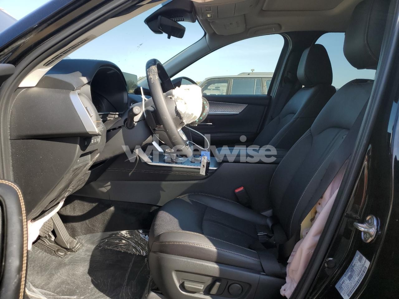 Photo 7 of 2025 MAZDA CX-90 PREFERRED (VIN JM3KKBHD3S1246731)