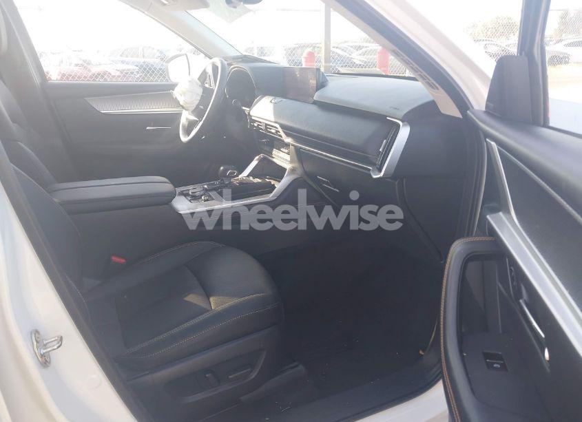 Photo 5 of 2024 Mazda Cx-90 PHEV PREMIUM (VIN JM3KKDHA2R1138855)