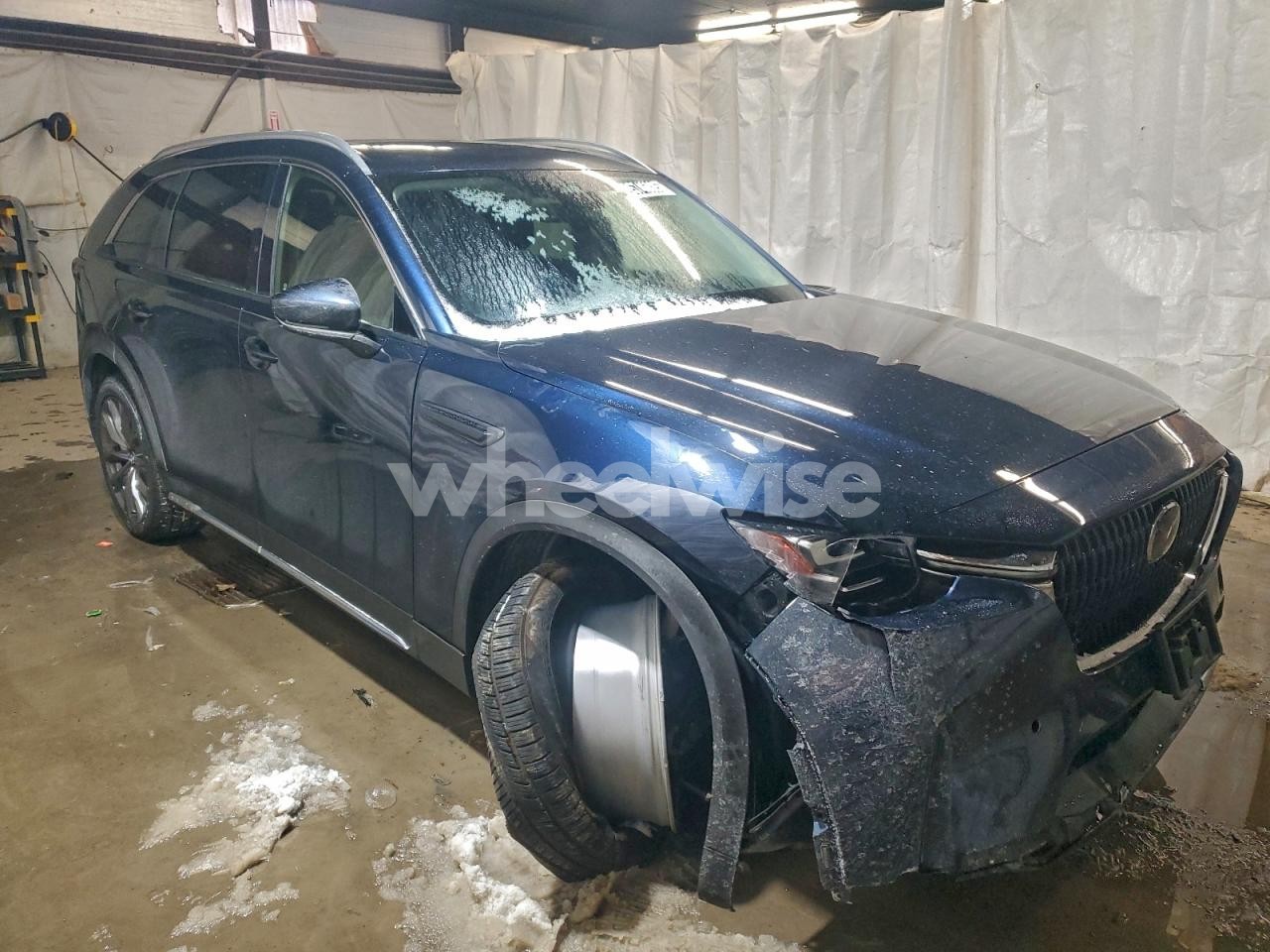 Photo 4 of 2024 MAZDA CX-90 PREMIUM (VIN JM3KKDHD3R1165234)