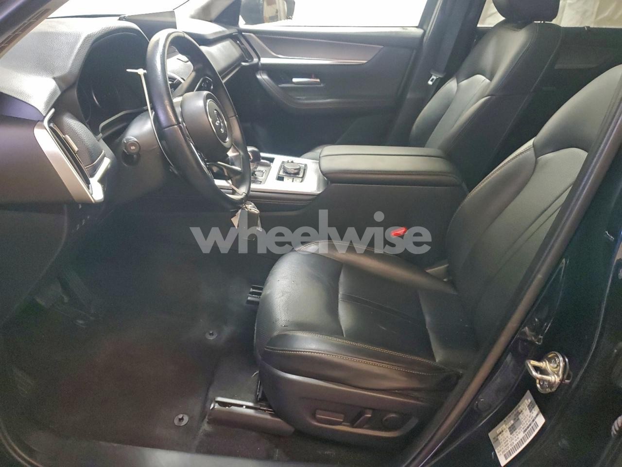 Photo 7 of 2024 MAZDA CX-90 PREMIUM (VIN JM3KKDHD3R1165234)