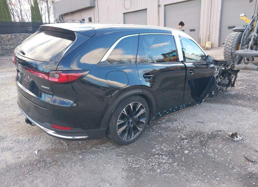 Photo 4 of 2024 Mazda Cx-90 PHEV PREMIUM PLUS (VIN JM3KKEHA1R1127934)