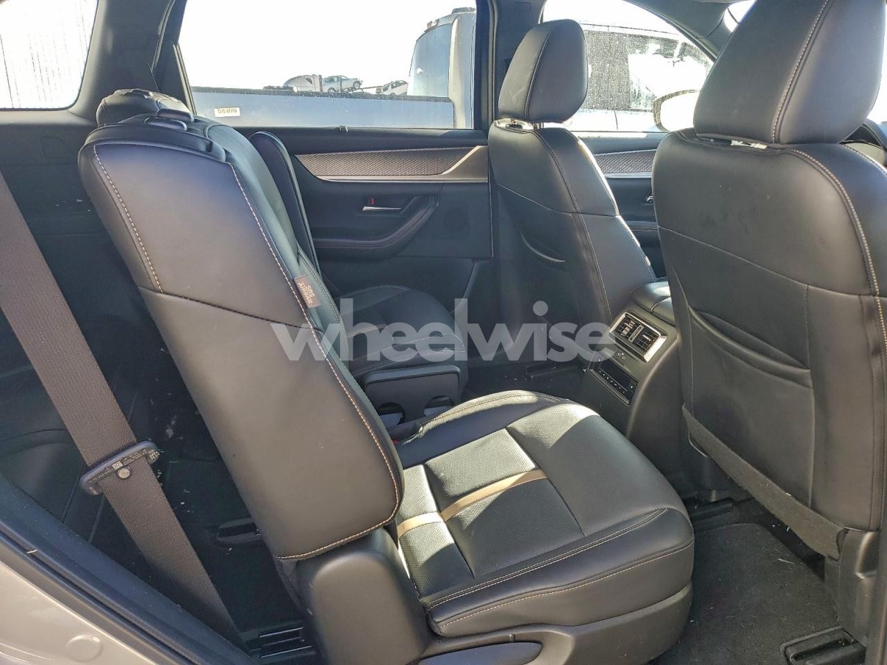 Photo 11 of 2025 MAZDA CX-90 PREMIUM PLUS (VIN JM3KKEHD5S1230452)