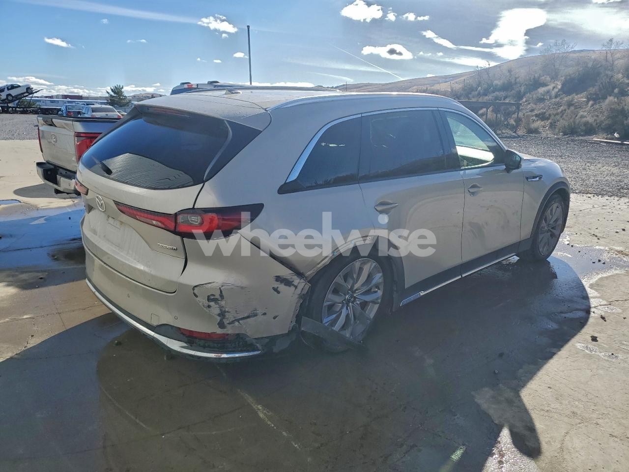 Photo 3 of 2025 MAZDA CX-90 PREMIUM PLUS (VIN JM3KKEHD5S1230452)