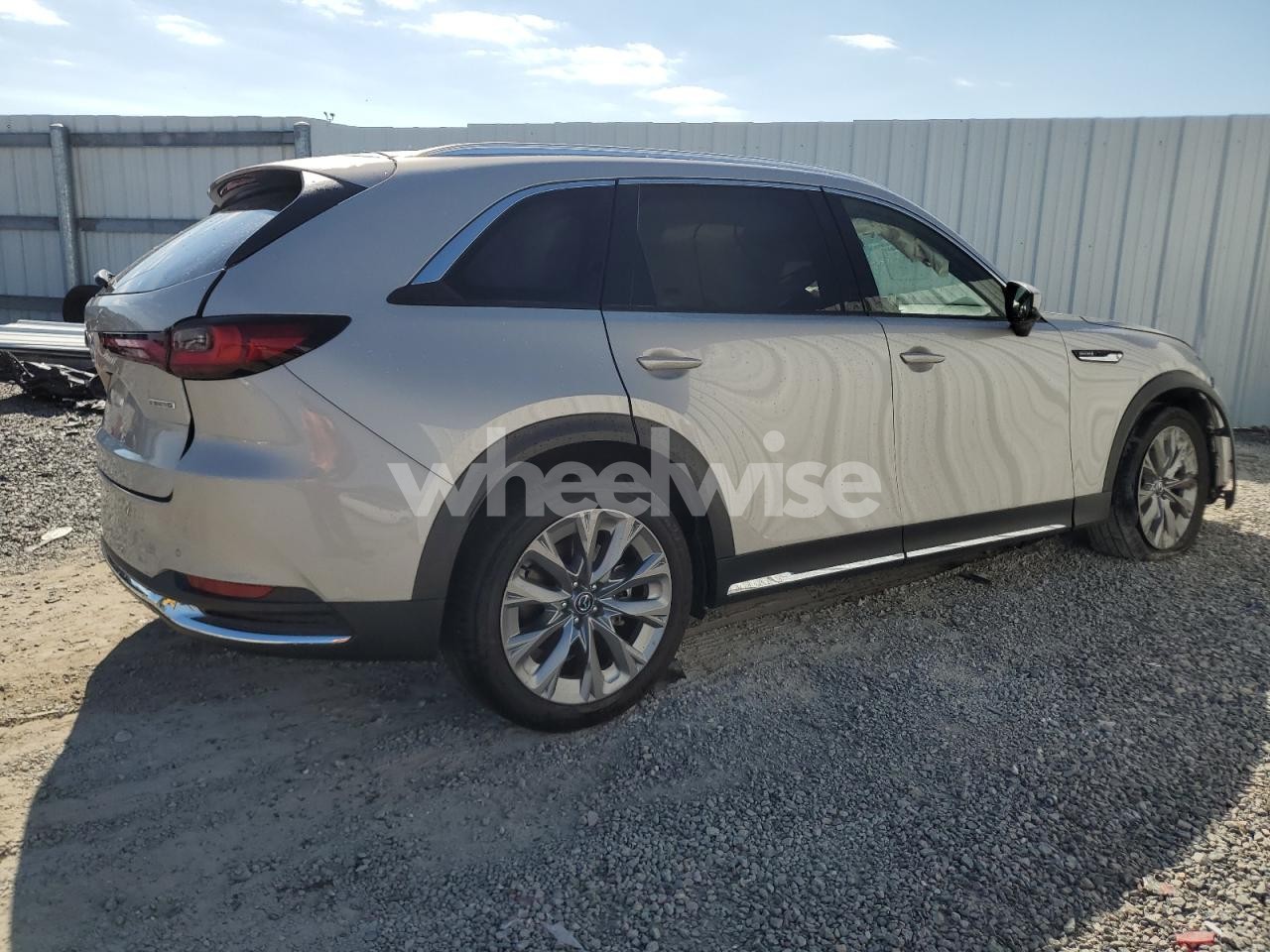 Photo 3 of 2025 MAZDA CX-90 PREMIUM PLUS N/A (VIN JM3KKEHD9S1218482)