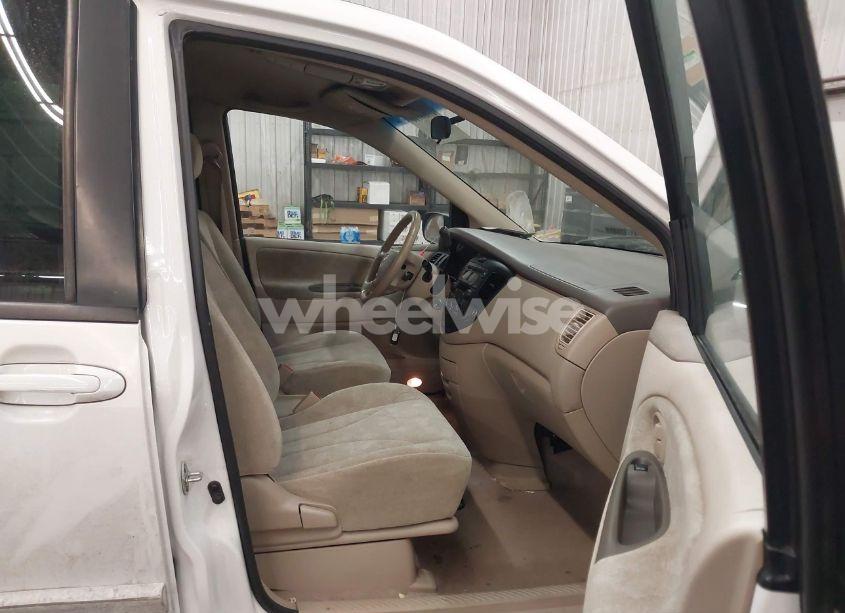 Photo 5 of 2003 Mazda Mpv ES/LX/LX-SV (VIN JM3LW28A930363655)