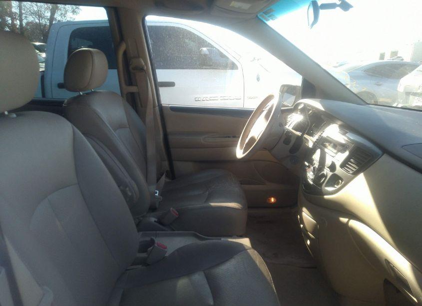 Photo 5 of 2004 Mazda Mpv ES (VIN JM3LW28J840504751)