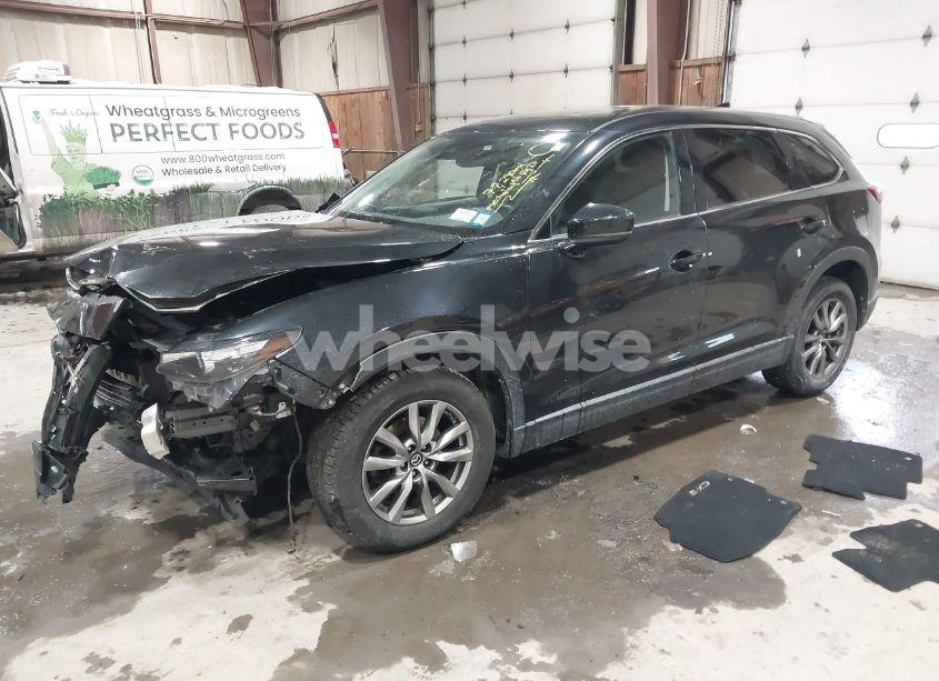 Photo 2 of 2018 Mazda Cx-9 TOURING (VIN JM3TCBCYXJ0214097)