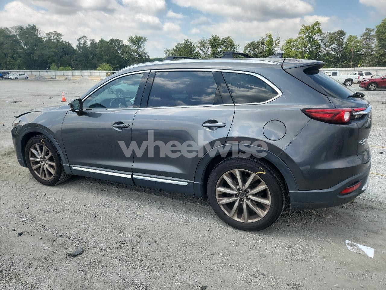 Photo 2 of 2017 MAZDA CX-9 SIGNATURE (VIN JM3TCBEY0H0133360)