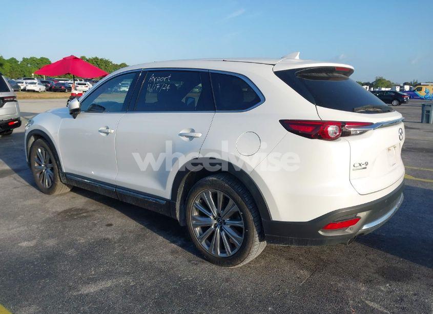 Photo 3 of 2023 Mazda Cx-9 SIGNATURE (VIN JM3TCBEY6P0648037)