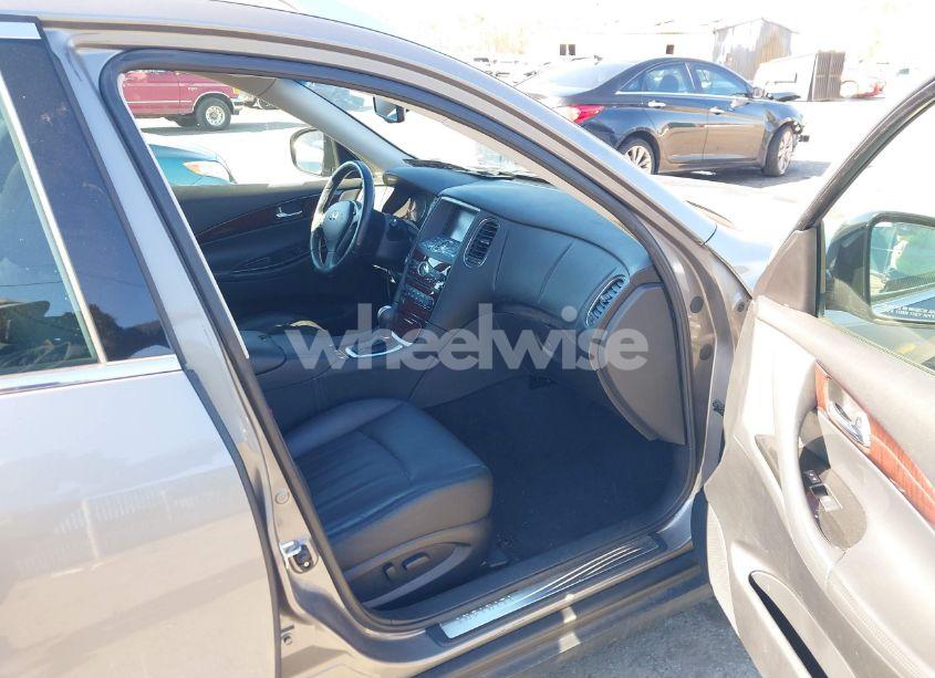 Photo 5 of 2010 Infiniti Ex35 JOURNEY (VIN JN1AJ0HR1AM756129)