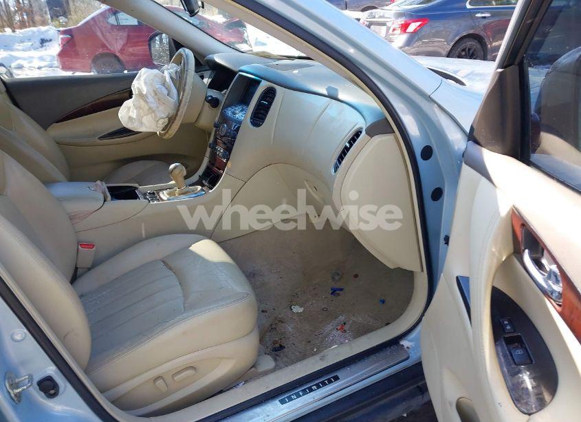 Photo 5 of 2011 Infiniti Ex35 JOURNEY (VIN JN1AJ0HR1BM850674)