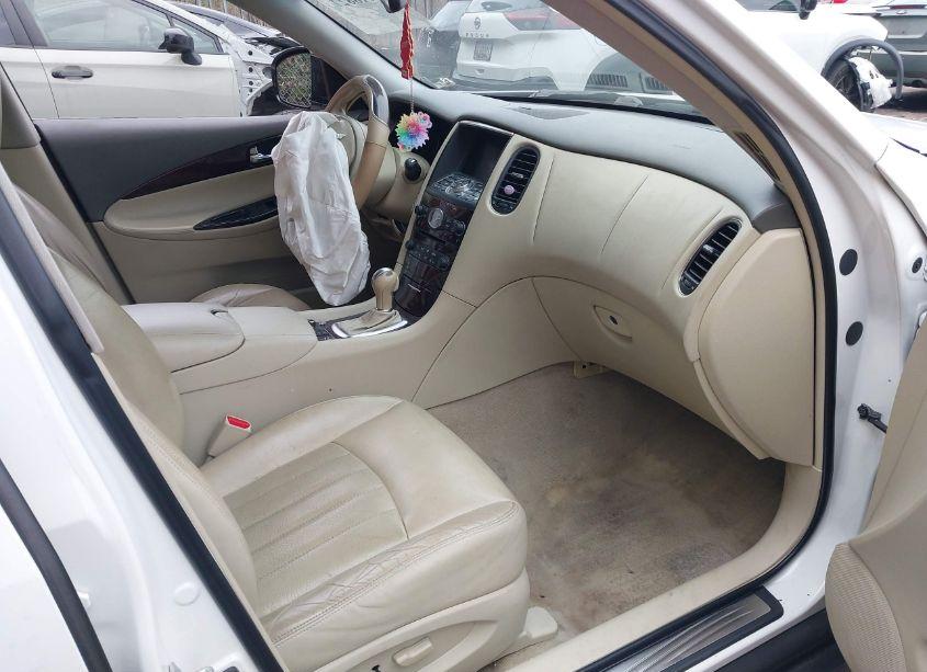 Photo 5 of 2011 Infiniti Ex35 JOURNEY (VIN JN1AJ0HR2BM852188)