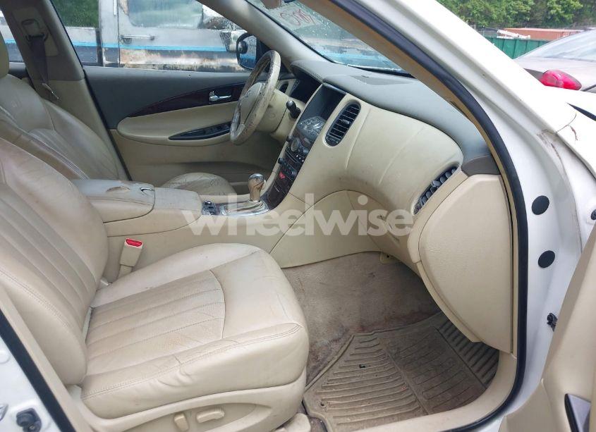 Photo 5 of 2011 Infiniti Ex35 JOURNEY (VIN JN1AJ0HR7BM852171)