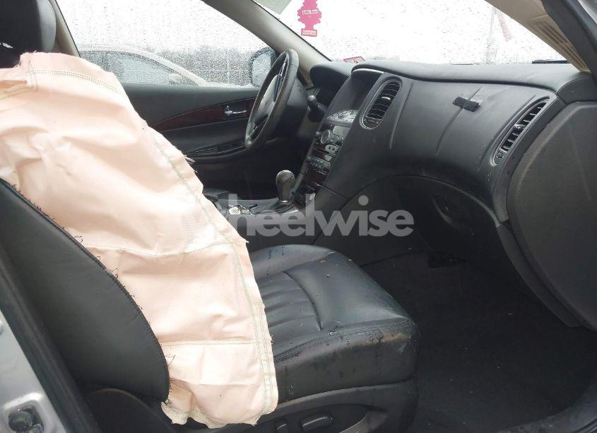 Photo 5 of 2011 Infiniti Ex35 JOURNEY (VIN JN1AJ0HR7BM852638)