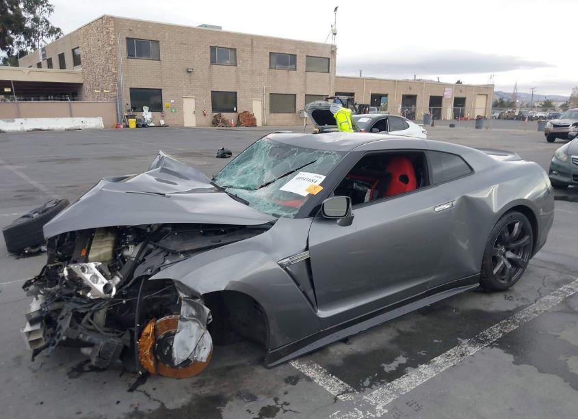 Photo 2 of 2010 Nissan Gt-r PREMIUM (VIN JN1AR5EF7AM230782)