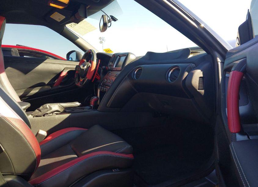 Photo 5 of 2014 Nissan Gt-r BLACK EDITION (VIN JN1AR5EF8EM270861)