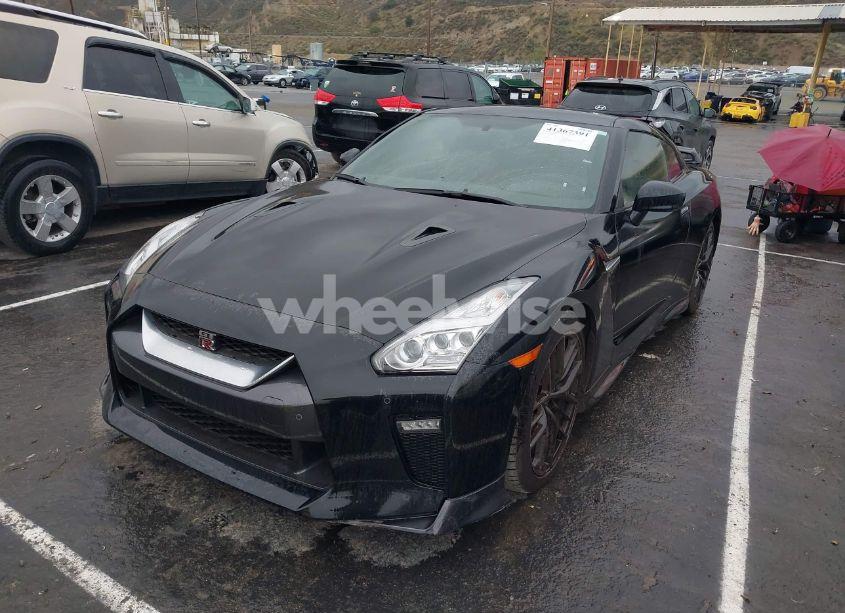 Photo 2 of 2017 Nissan Gt-r PREMIUM (VIN JN1AR5EFXHM820257)