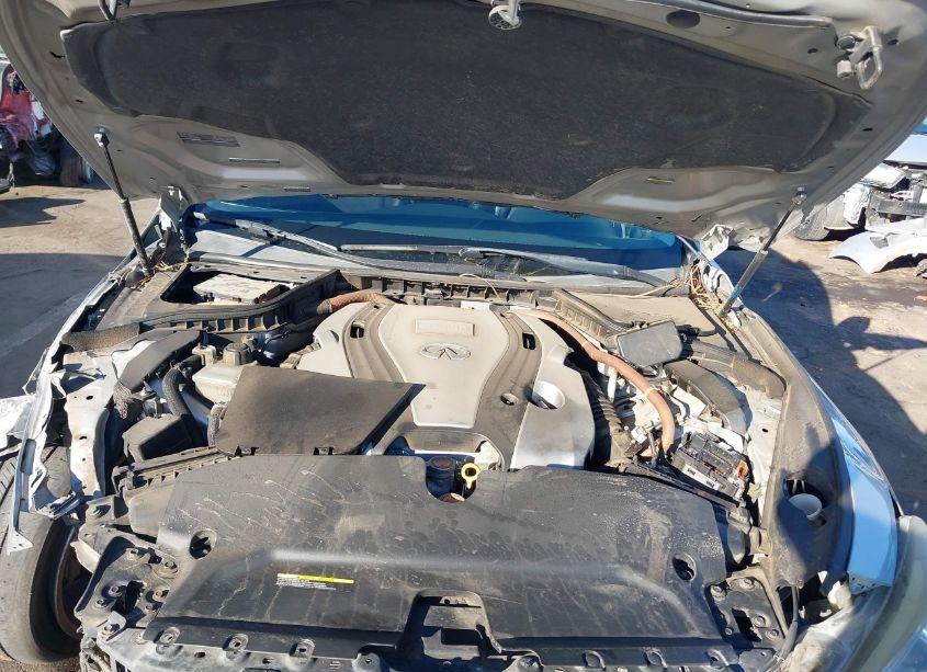 Photo 10 of 2014 Infiniti Q50 HYBRID SPORT (VIN JN1AV7AP8EM692165)