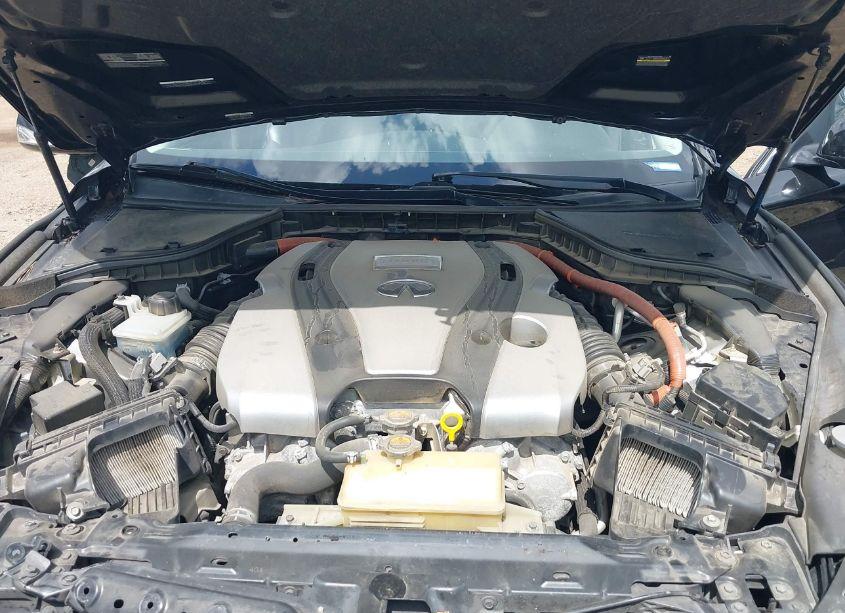 Photo 10 of 2015 Infiniti Q50 HYBRID SPORT (VIN JN1AV7AR3FM850950)