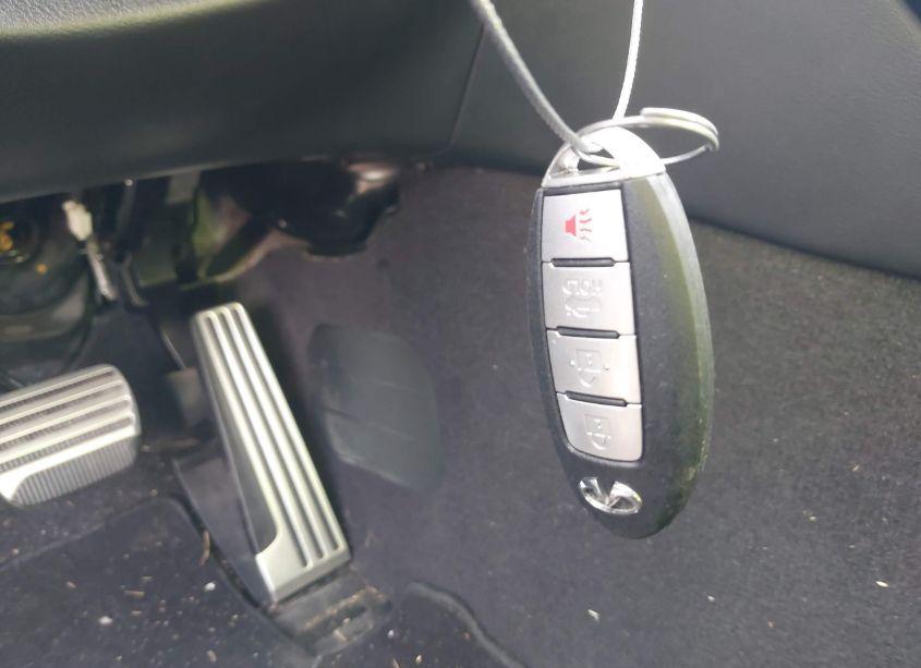 Photo 11 of 2015 Infiniti Q50 HYBRID SPORT (VIN JN1AV7AR3FM850950)