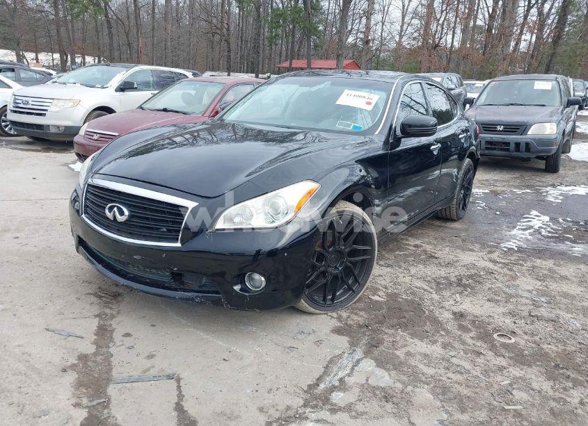 Photo 2 of 2011 Infiniti M56x (VIN JN1AY1AR7BM570401)