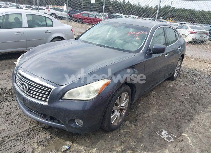 Photo 2 of 2011 Infiniti M56x (VIN JN1AY1AR7BM570835)