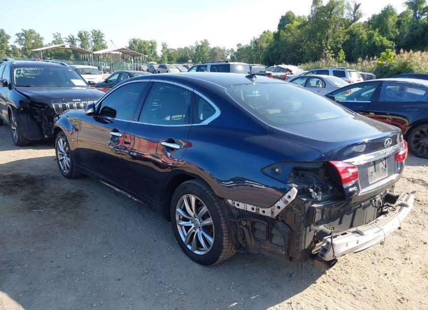 Photo 3 of 2015 Infiniti Q70 5.6X (VIN JN1AY1ARXFM160066)