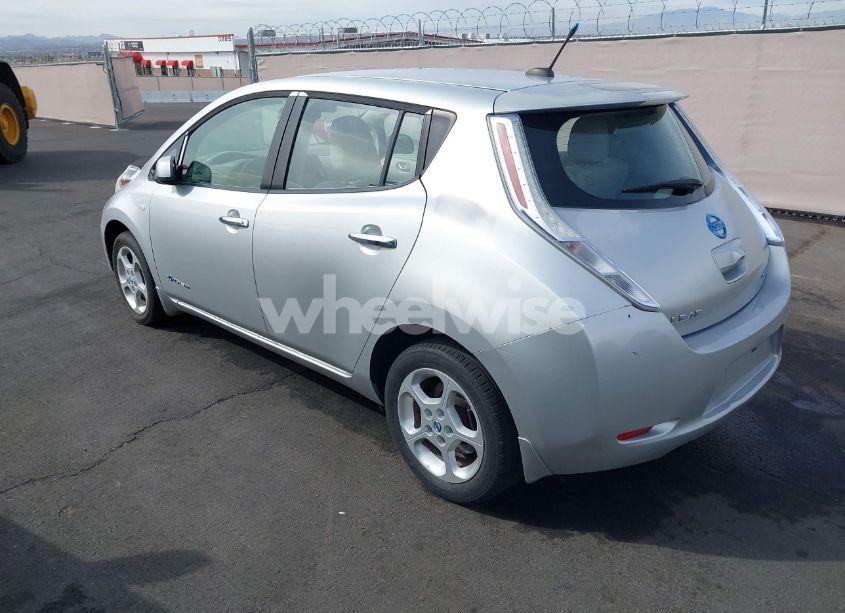 Photo 3 of 2011 Nissan Leaf SL (VIN JN1AZ0CP0BT009059)