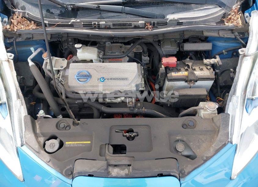 Photo 10 of 2011 Nissan Leaf SL (VIN JN1AZ0CP0BT009532)