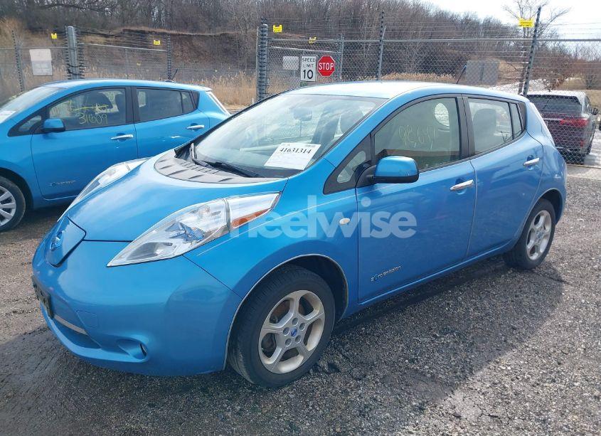 Photo 2 of 2011 Nissan Leaf SL (VIN JN1AZ0CP0BT009532)